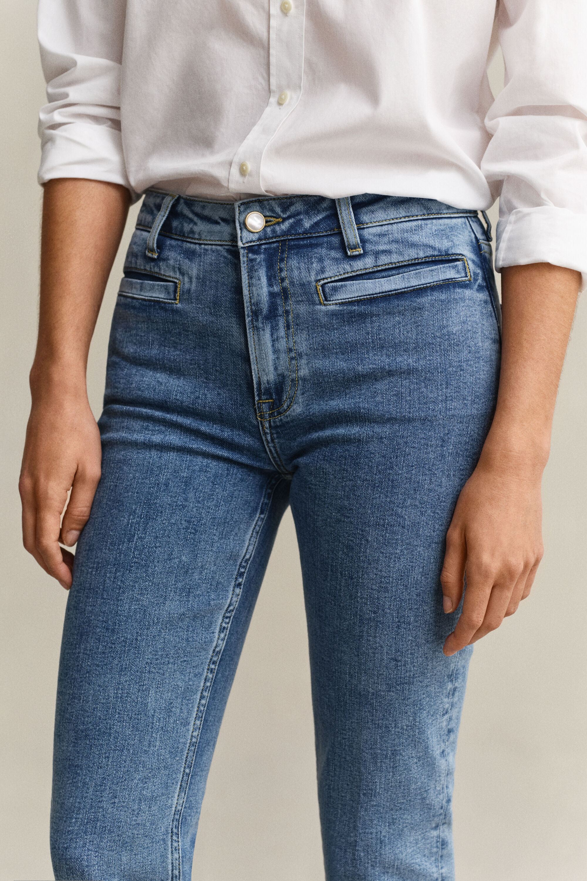 Monogram jeans med svaj