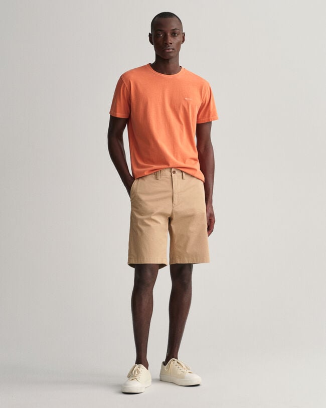 Hallden Slim fit shorts af twill