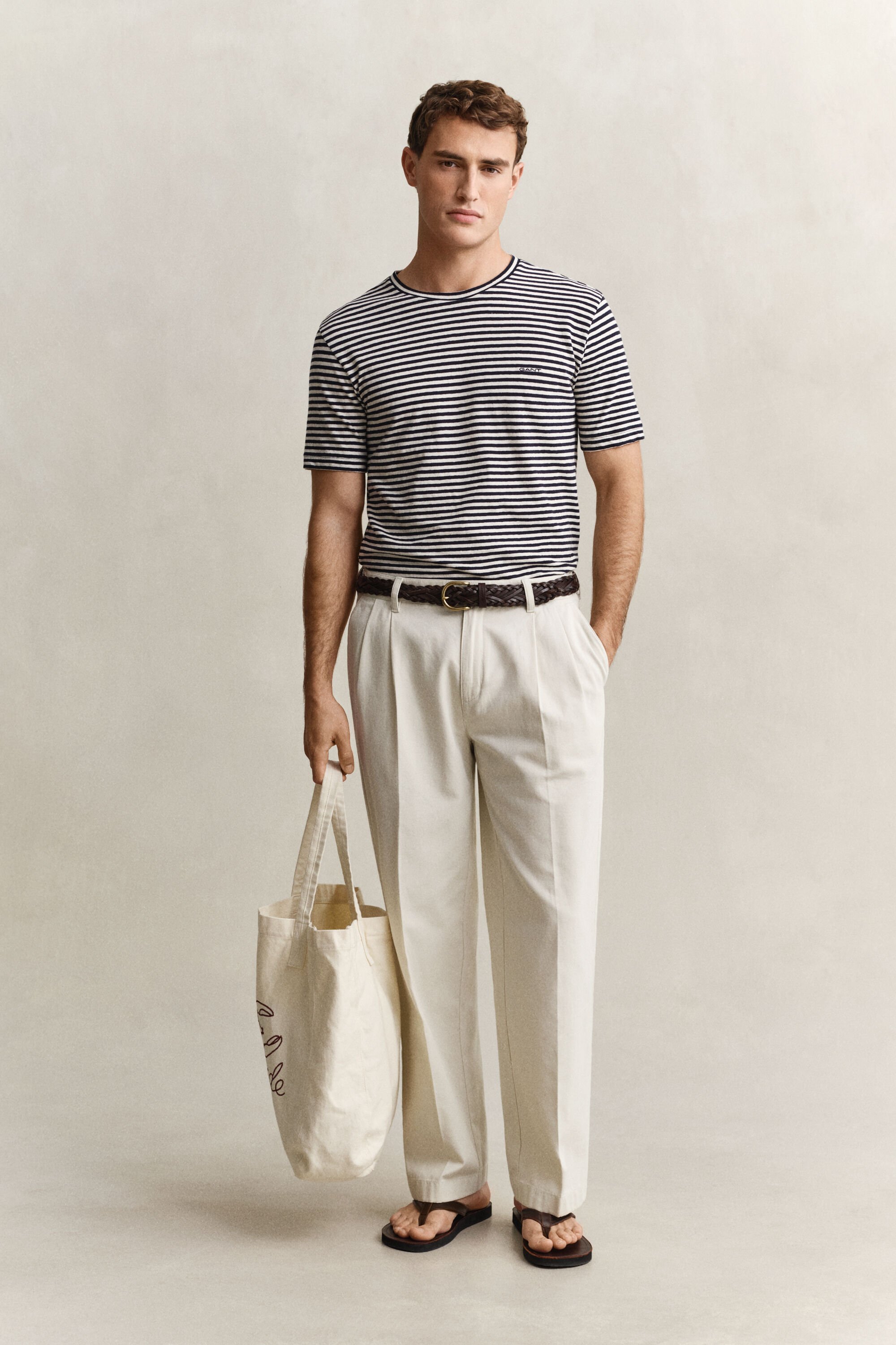 Stribet T-shirt af bomuld og hør