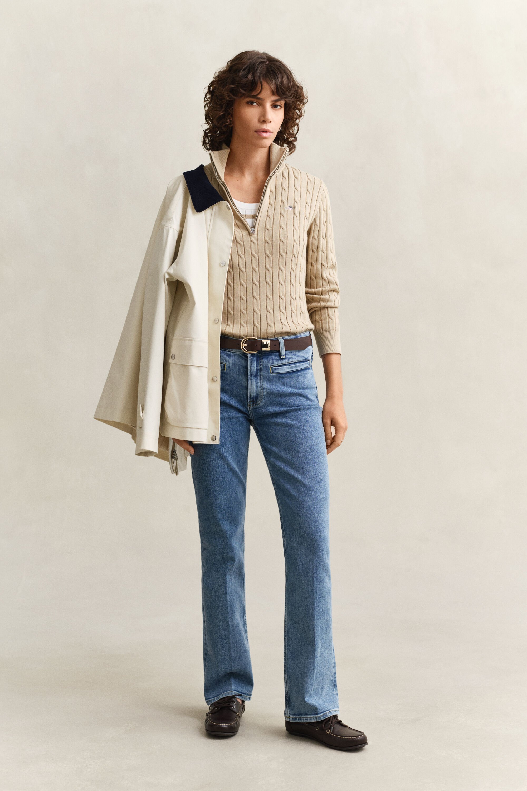 Kabelstrikket sweater med halv lynlås