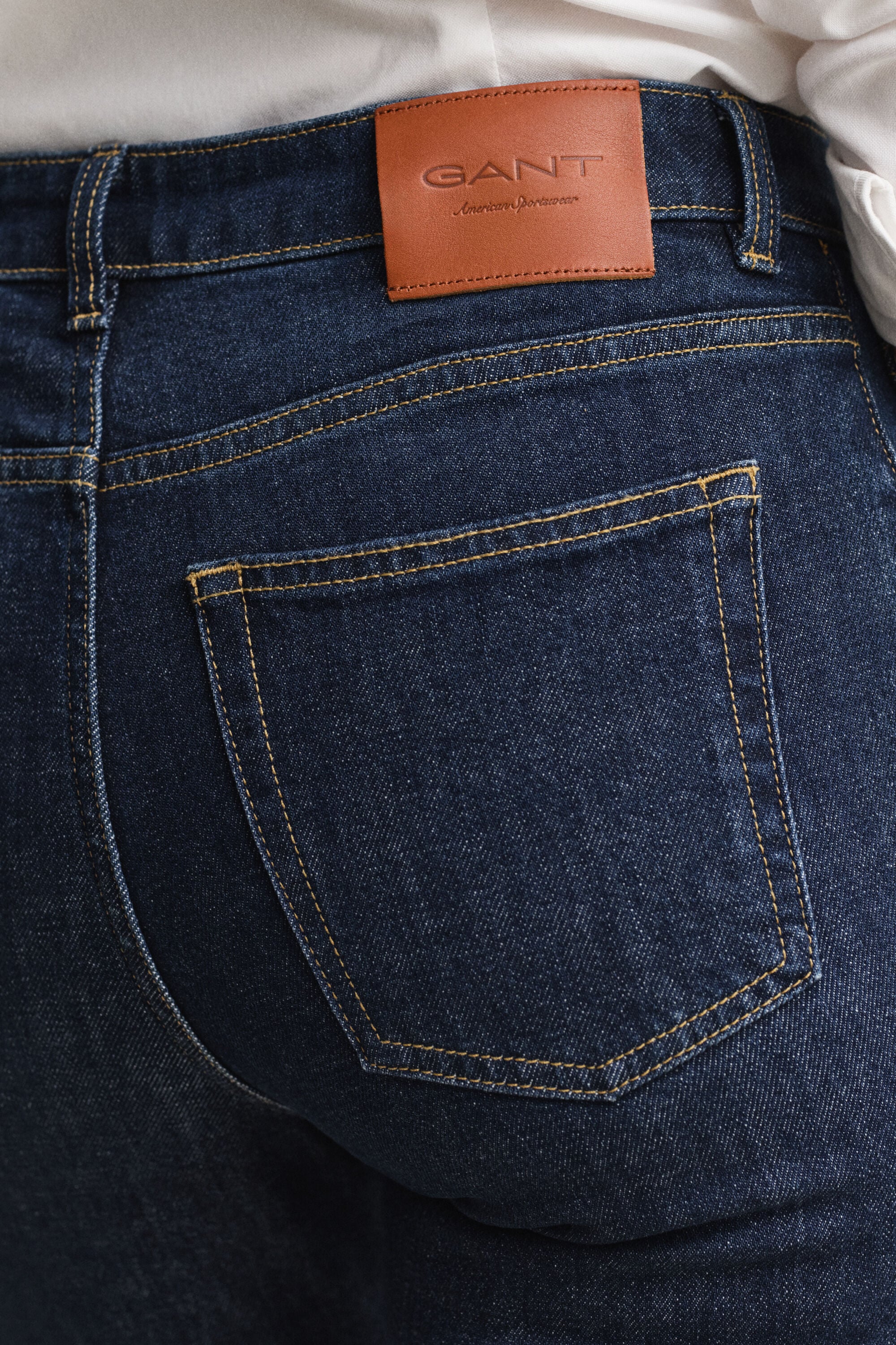 Jeans med lige ben og stræk