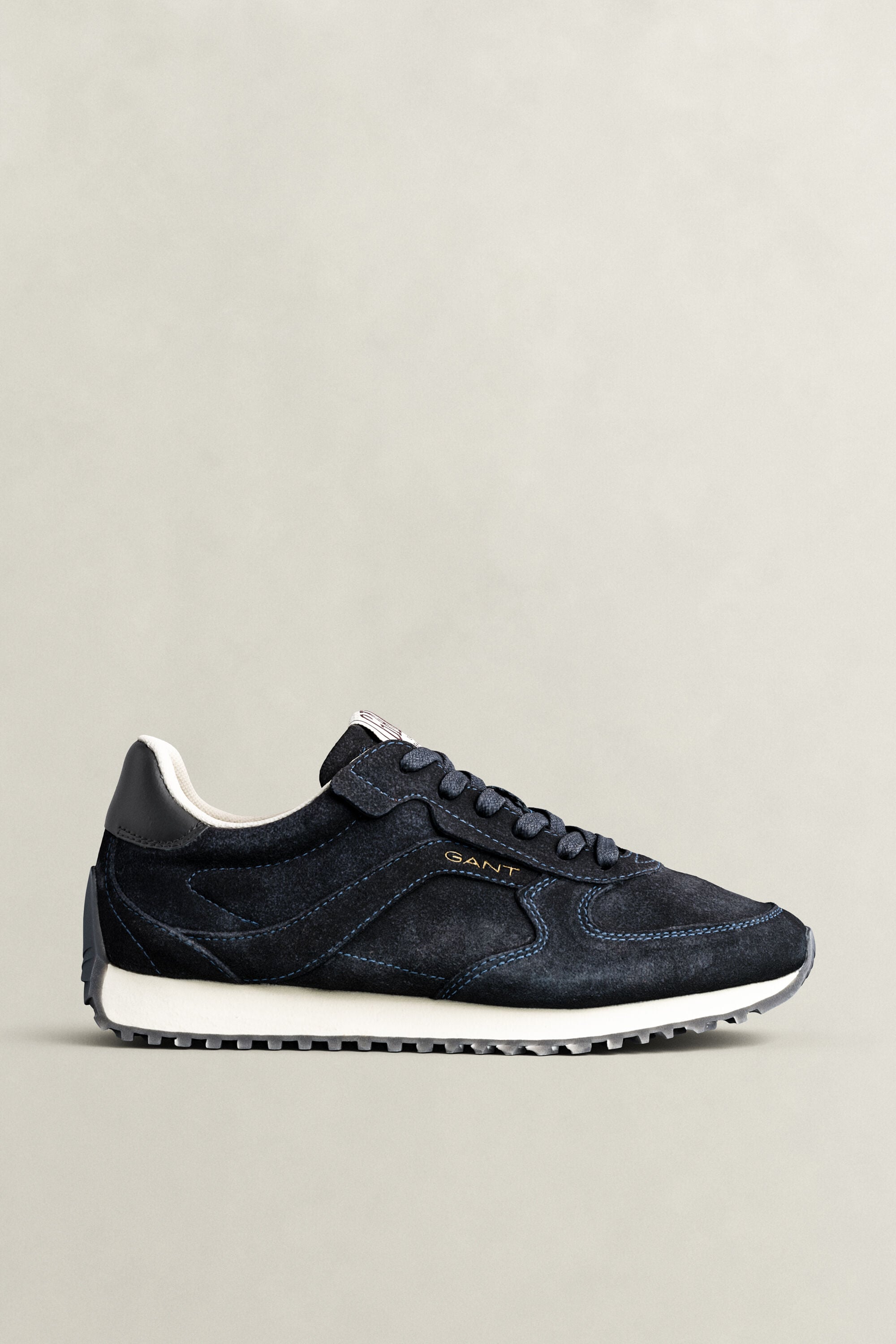 Beja sneakers i ruskind