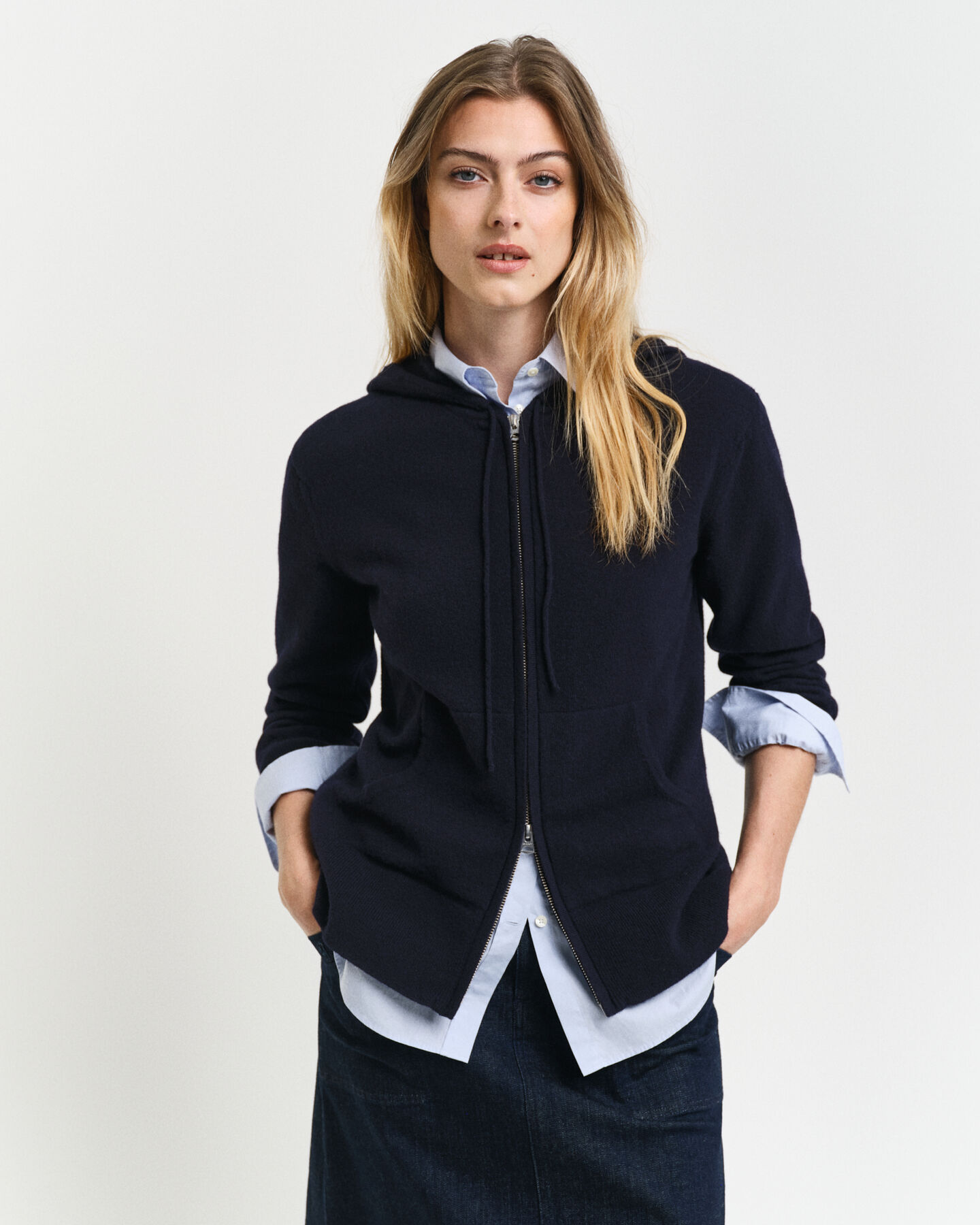 Hættetrøje af ekstra fin lammeuld med lynlås