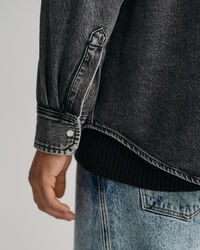 Oversized tung vasket denim-skjorte