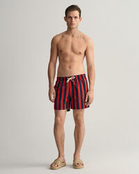 Classic fit blokstribede badeshorts