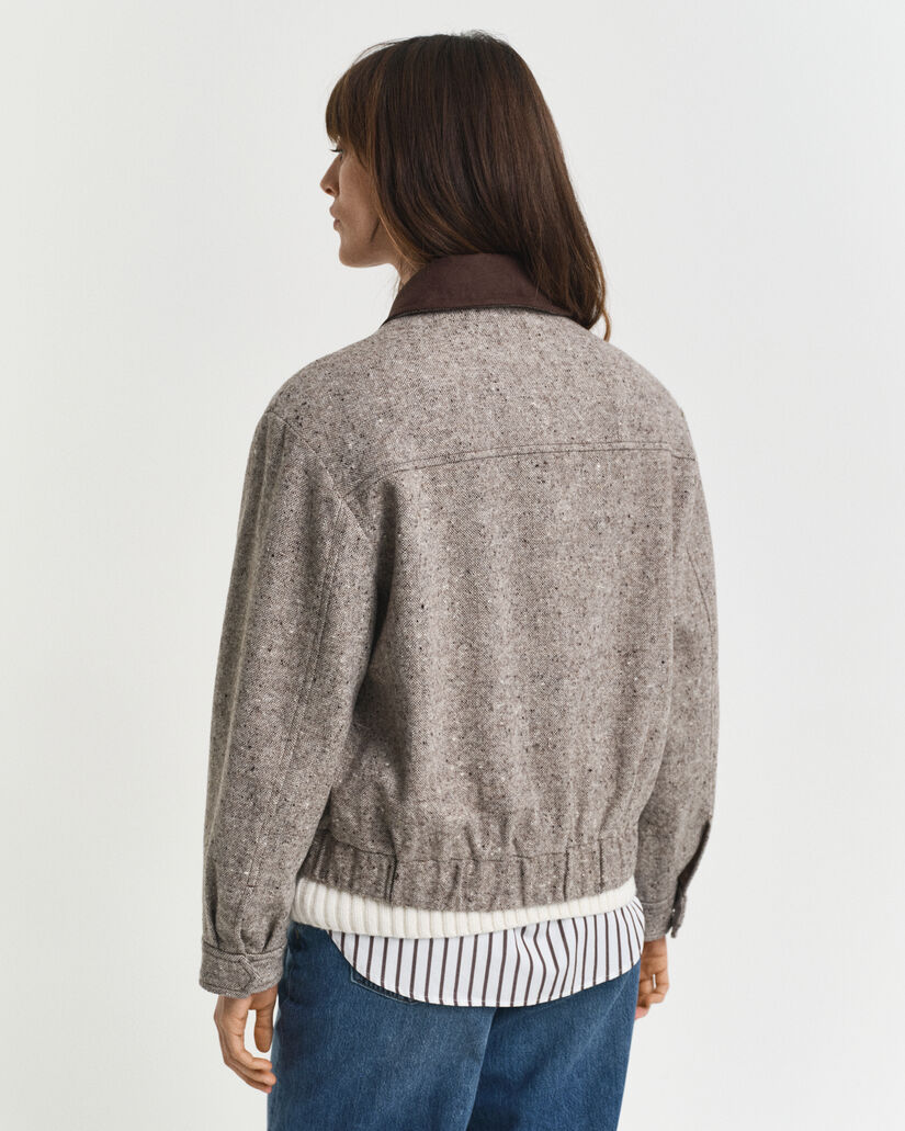 Uldjakke med kontrastfarvet krave