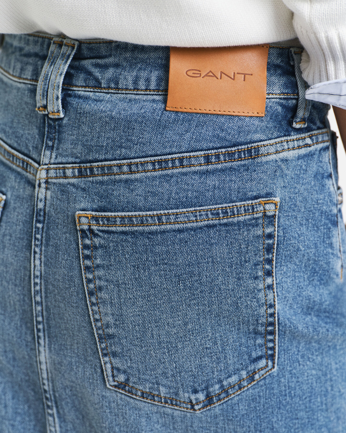 Midi nederdel i denim