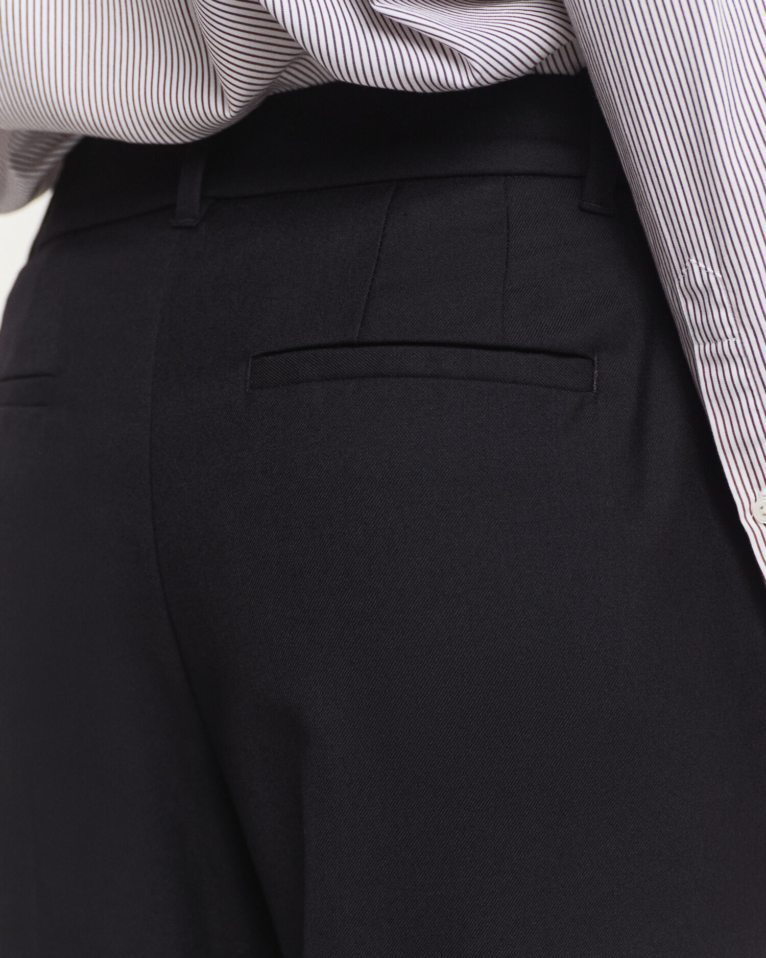 Skræddersyede bukser af uldblanding