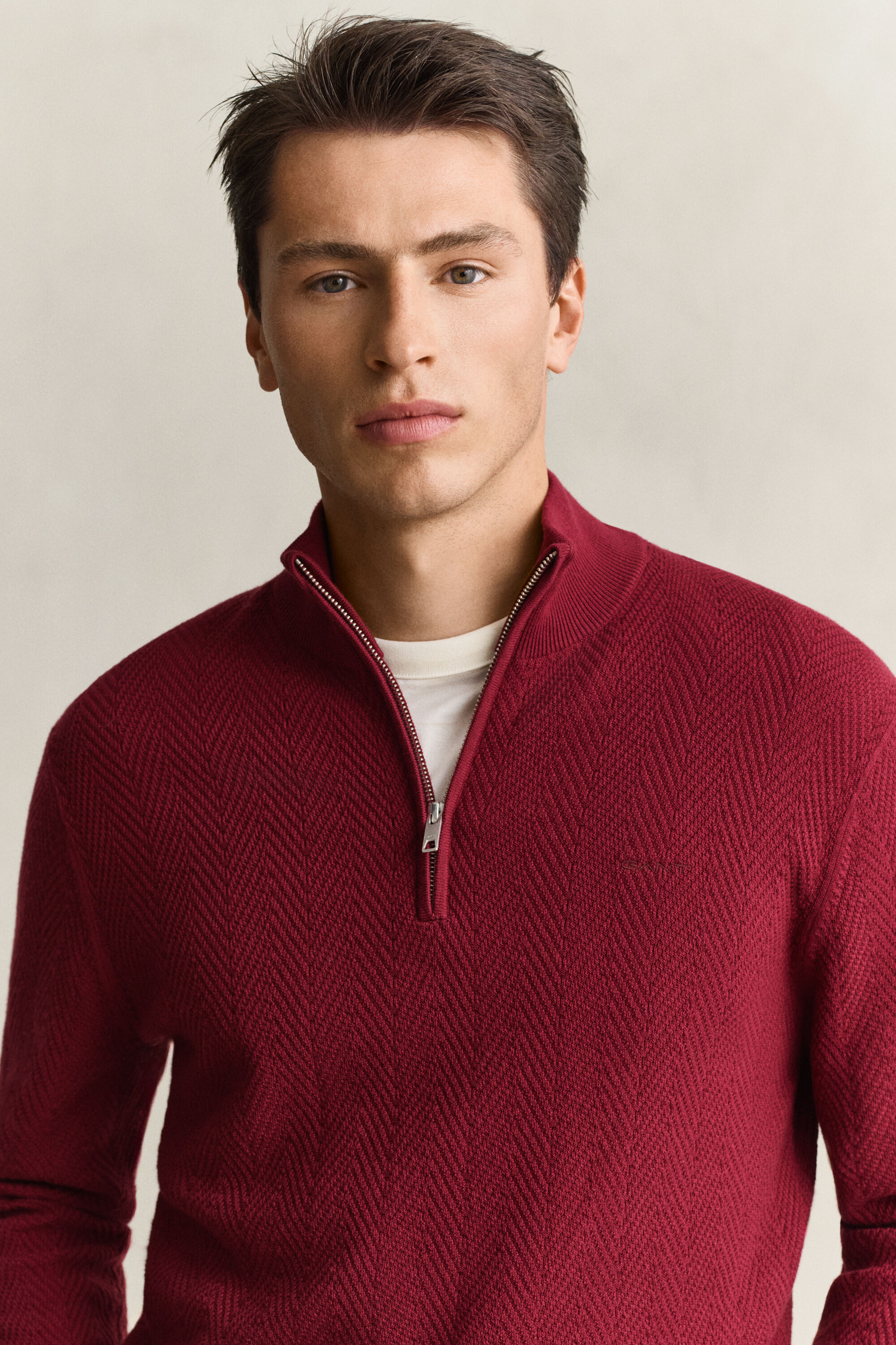 Sildebensmønstret sweater med halv lynlås