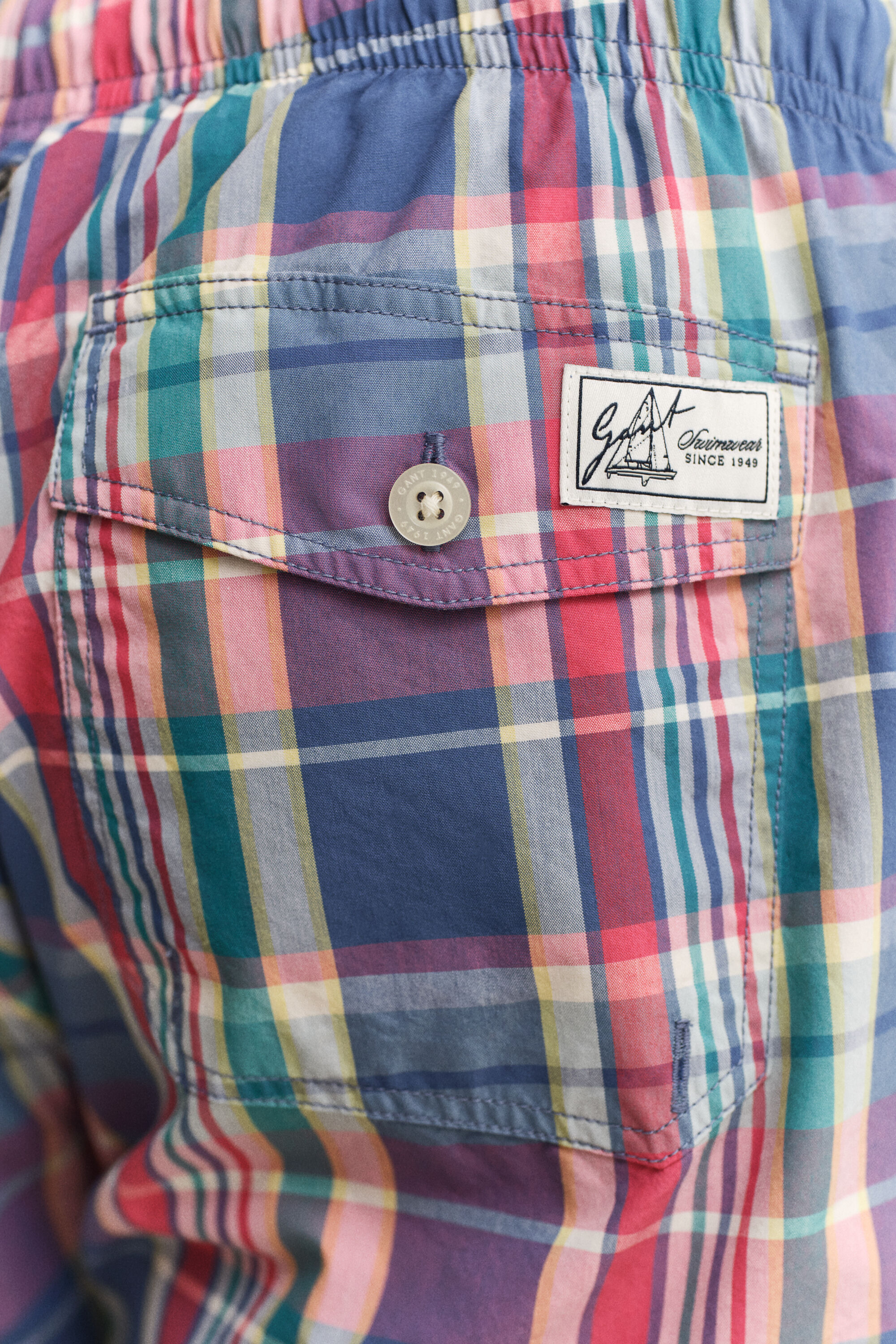 Madras-ternede badeshorts