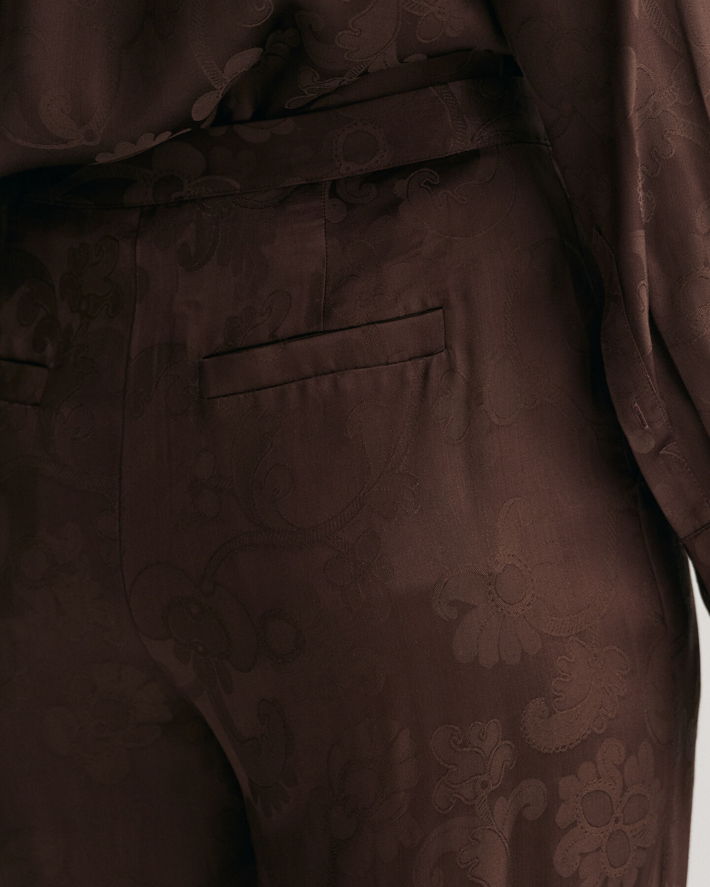 Bukser med brede ben og blonde-jacquard