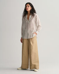 Stribet bluse med V-hals