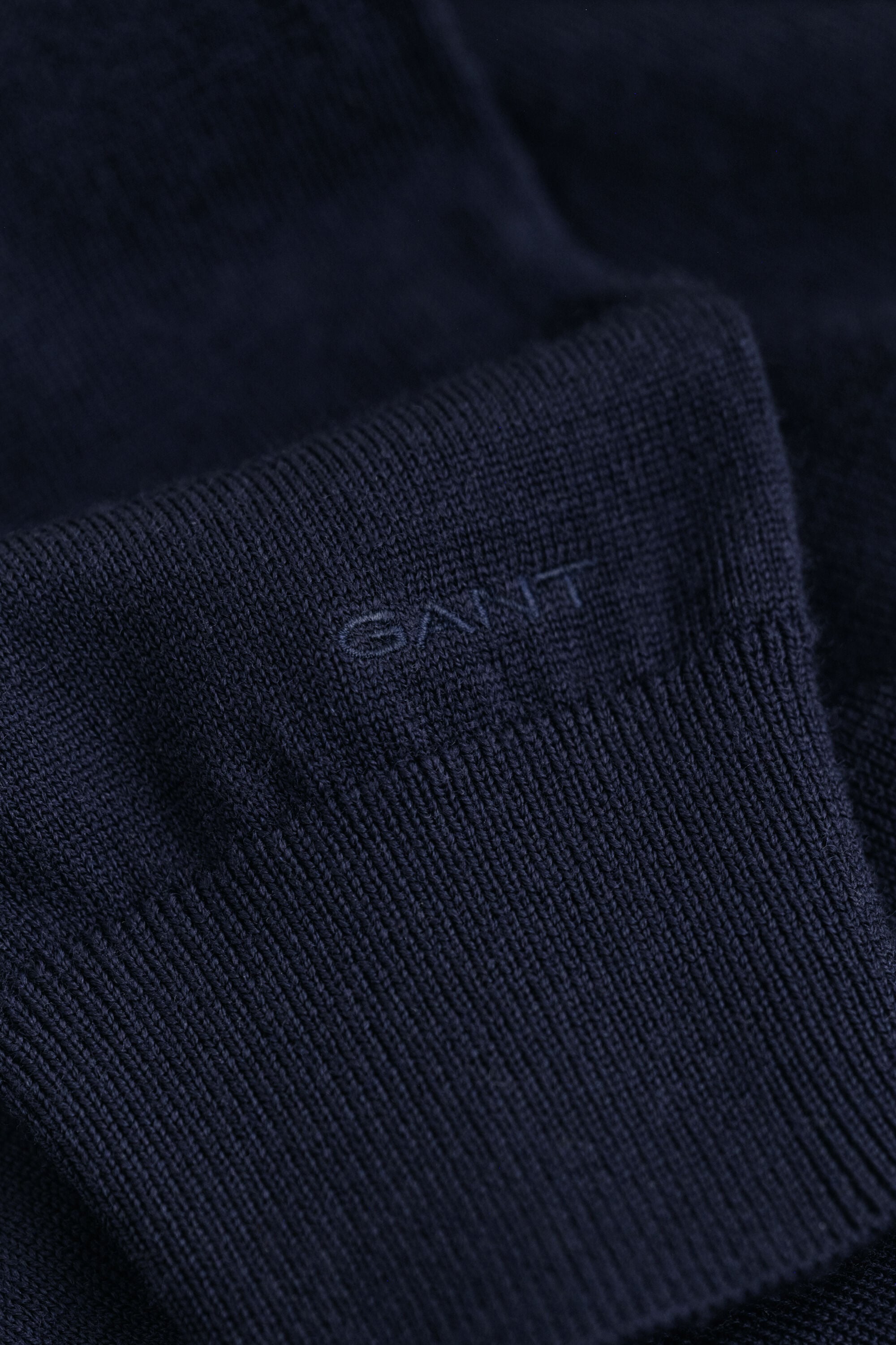 Rullekrave sweater af ekstra fin merinould