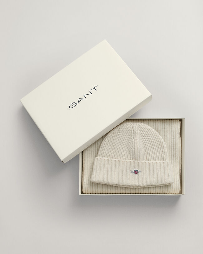 Gavesæt med Shield beanie og halstørklæde