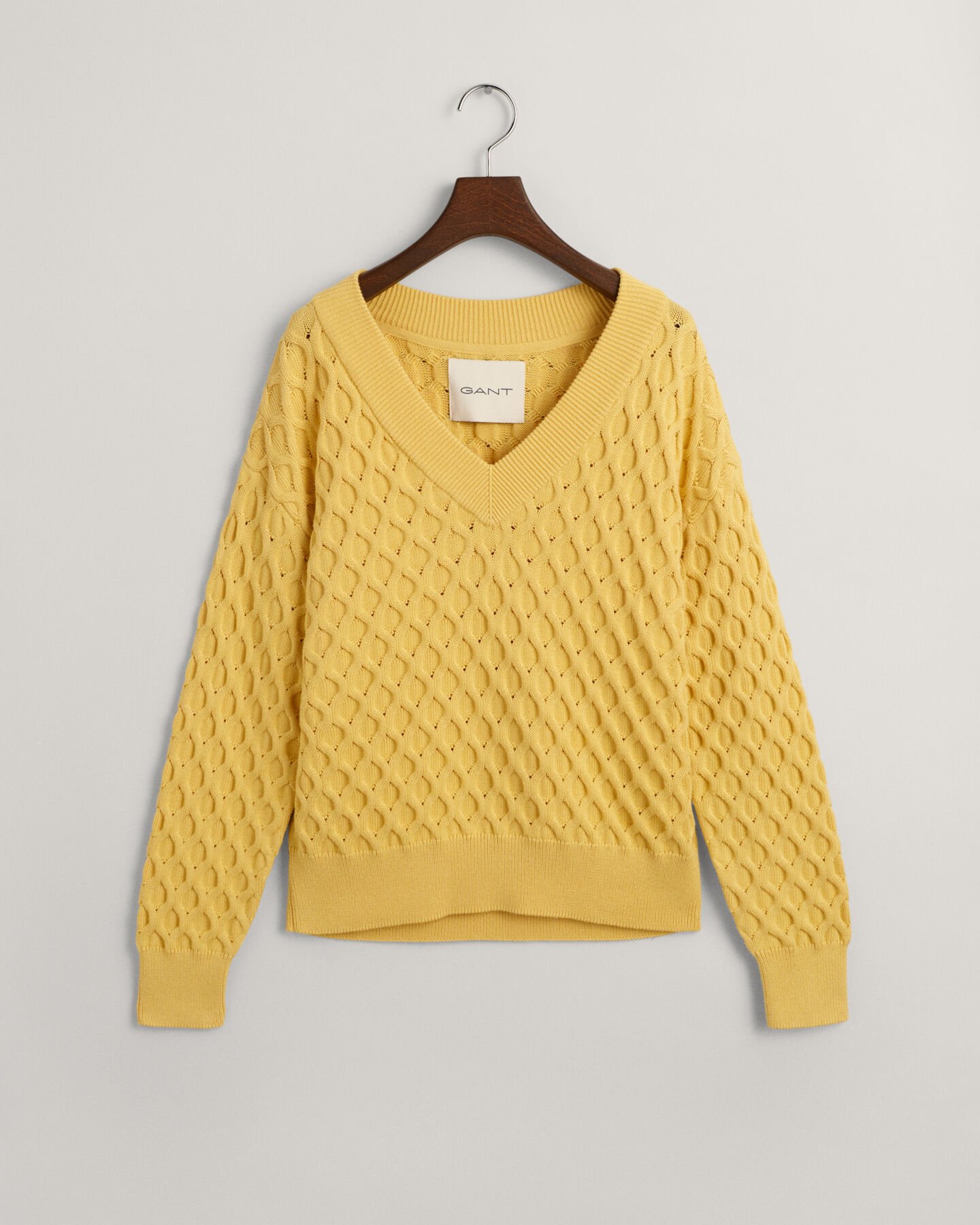 Tekstureret strikket sweater med V-hals