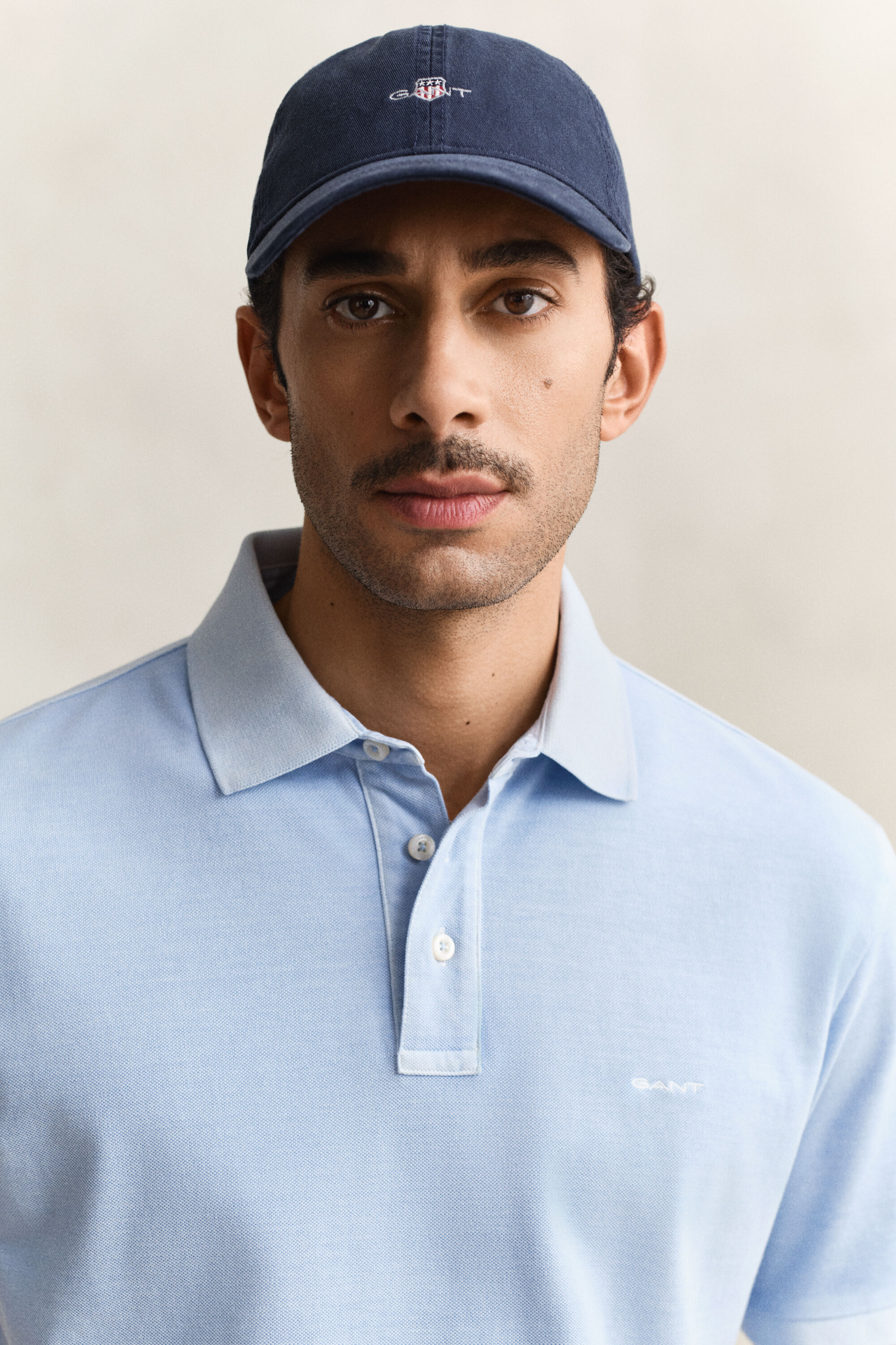 Sunfaded poloskjorte