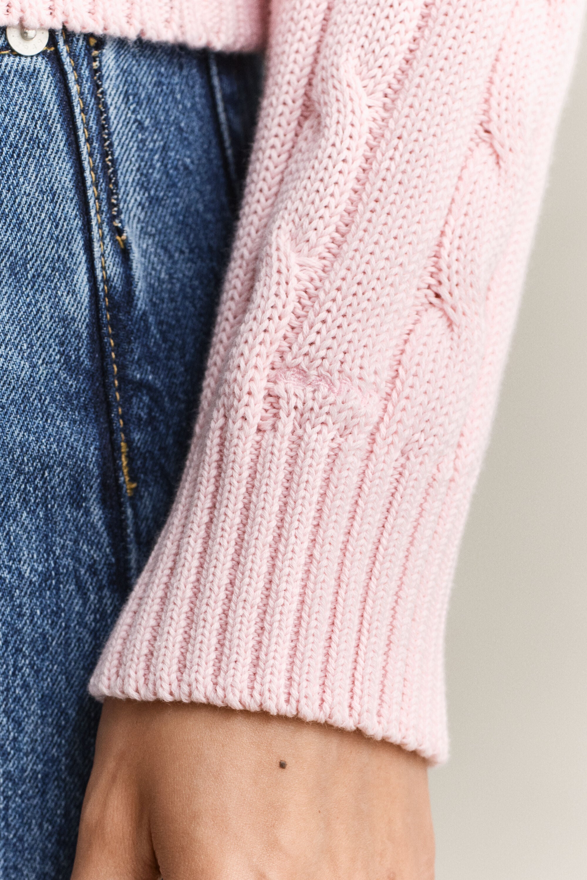 Sweater af bomuld med kabelstrik