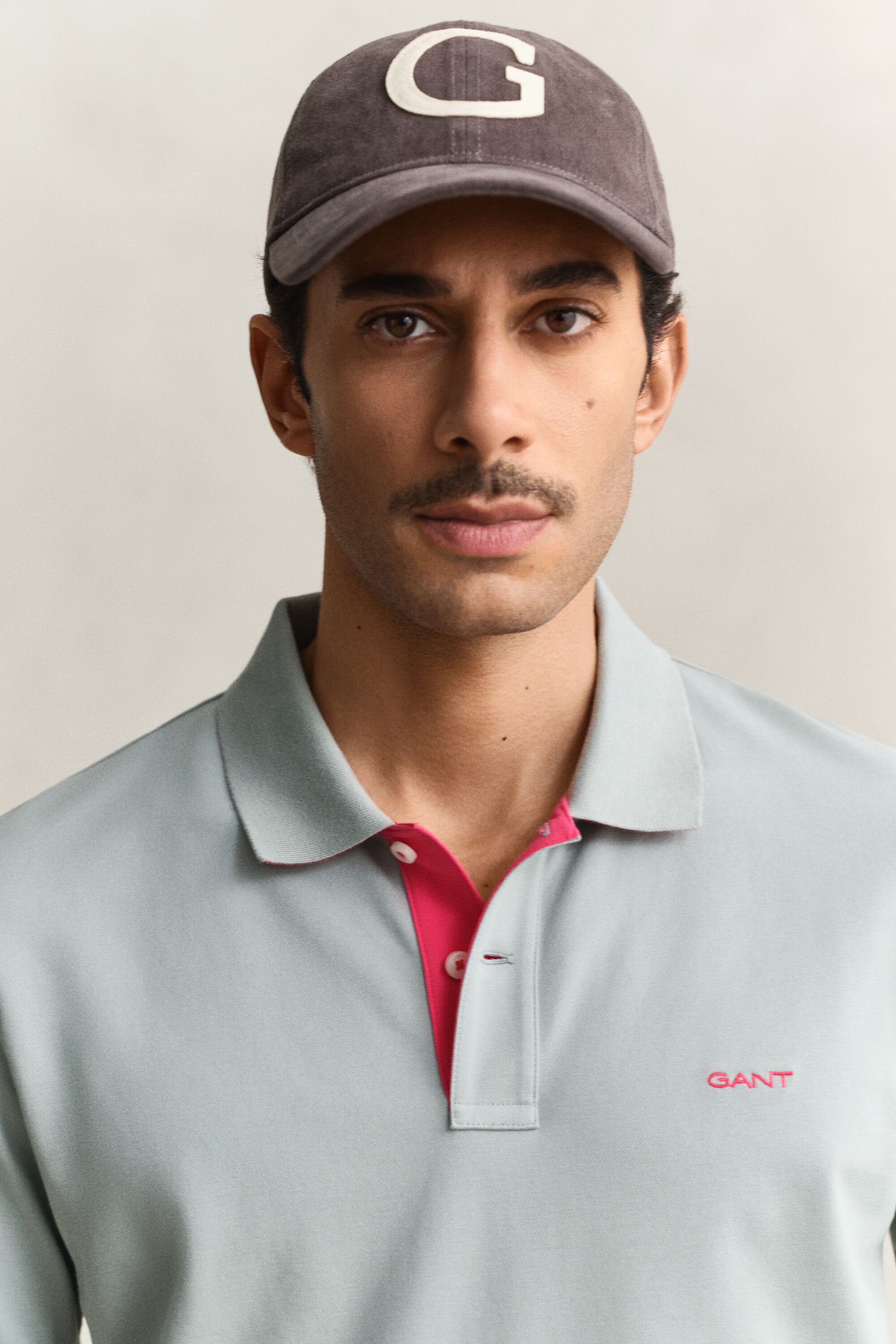 Kontrastfarvet piqué poloskjorte