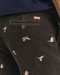 Straight fit broderede bukser i jernbanefløjl