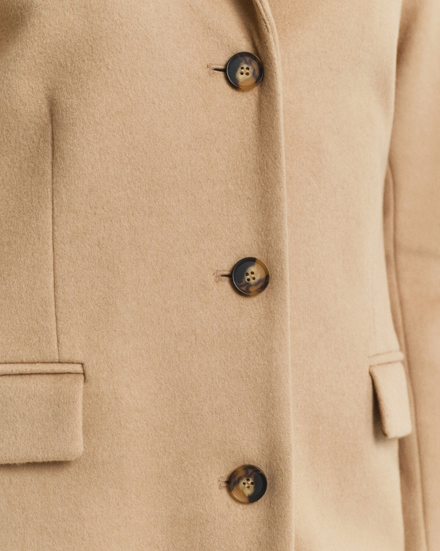 Classic skræddersyet frakke i uldblanding