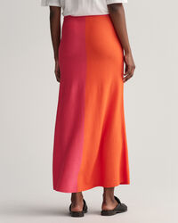 Strikket nederdel med farveblokke