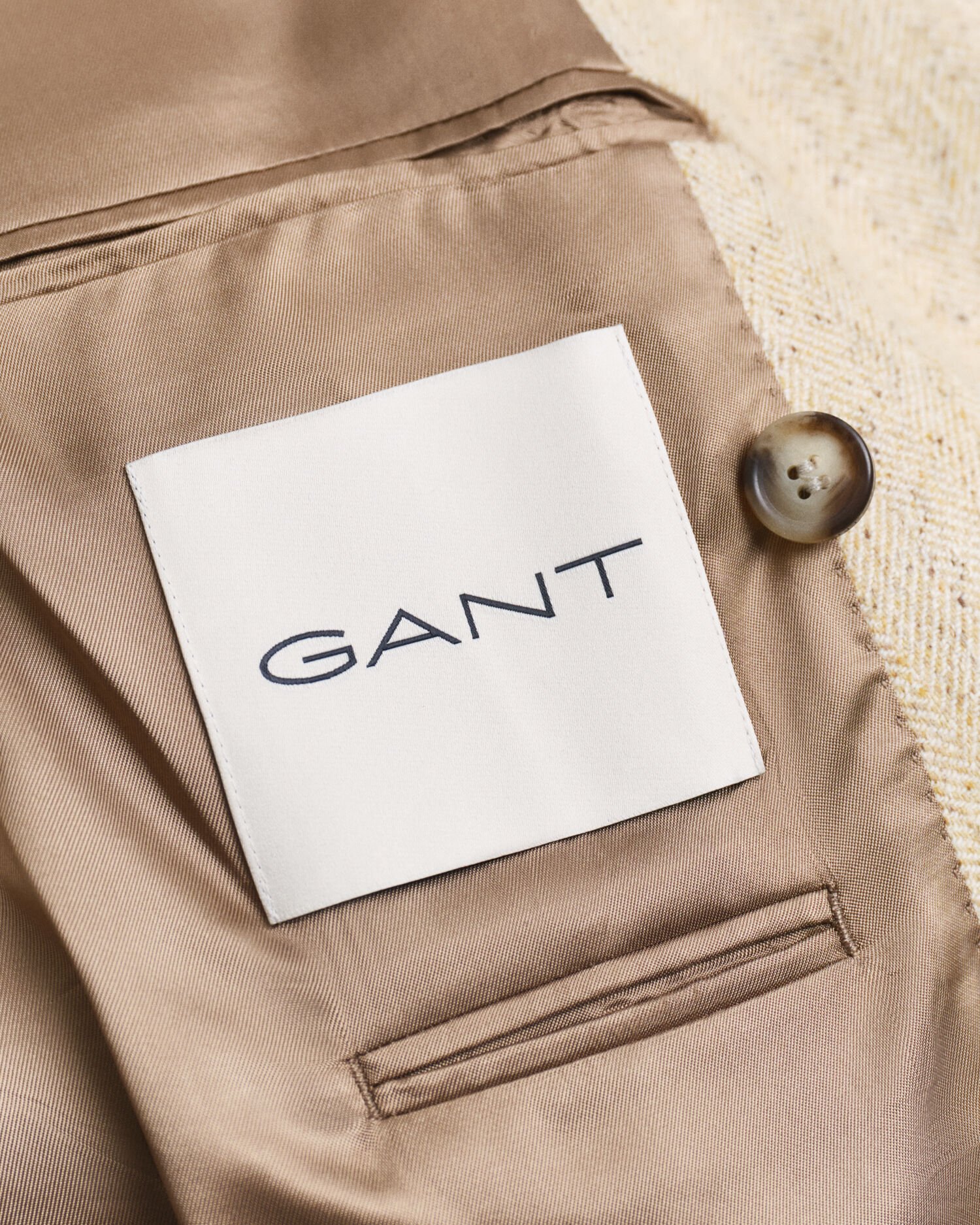 Relaxed fit jakkesæt-jakke med nister og sildebensmønster