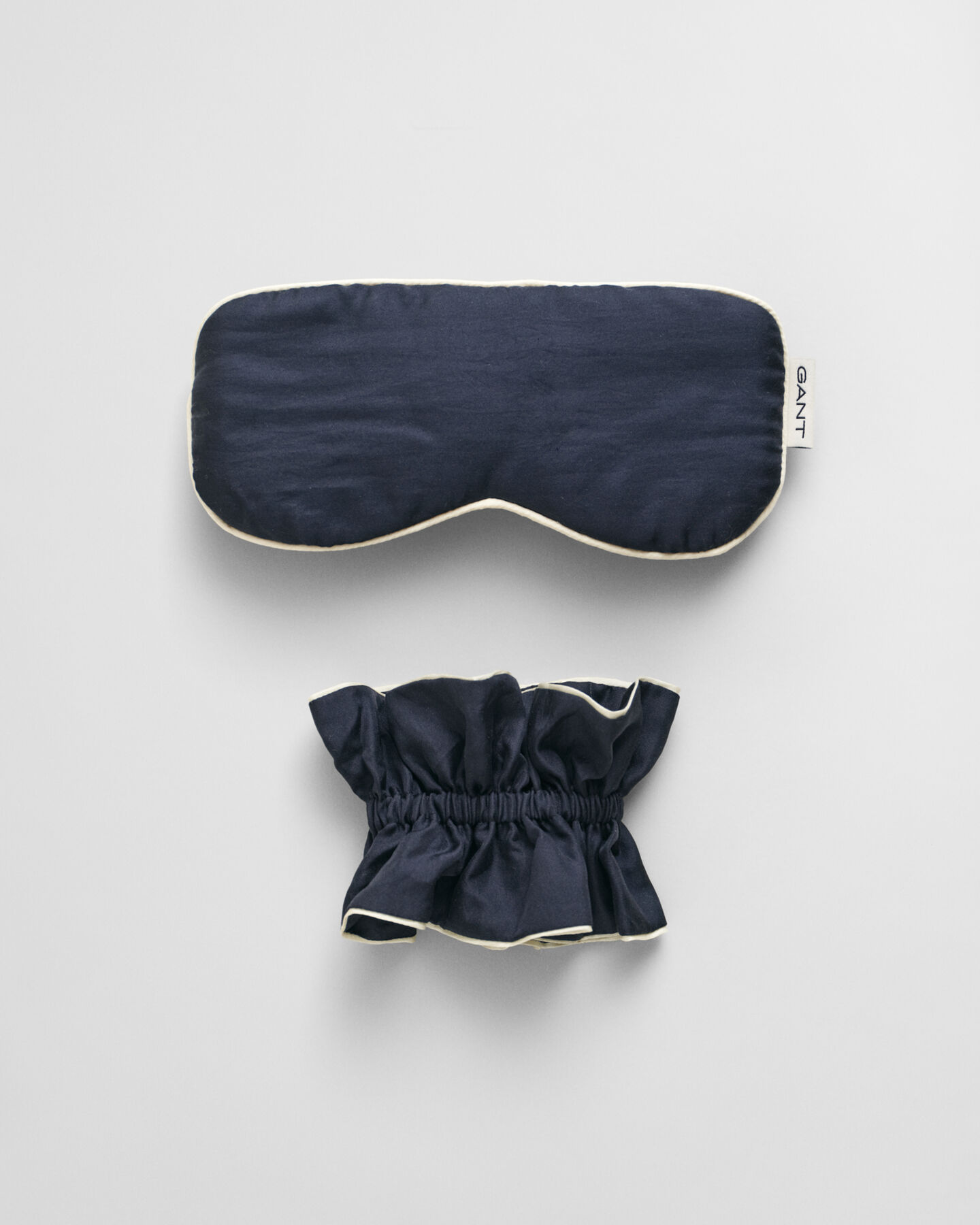 Gavesæt med sovemaske og hårbånd af silke