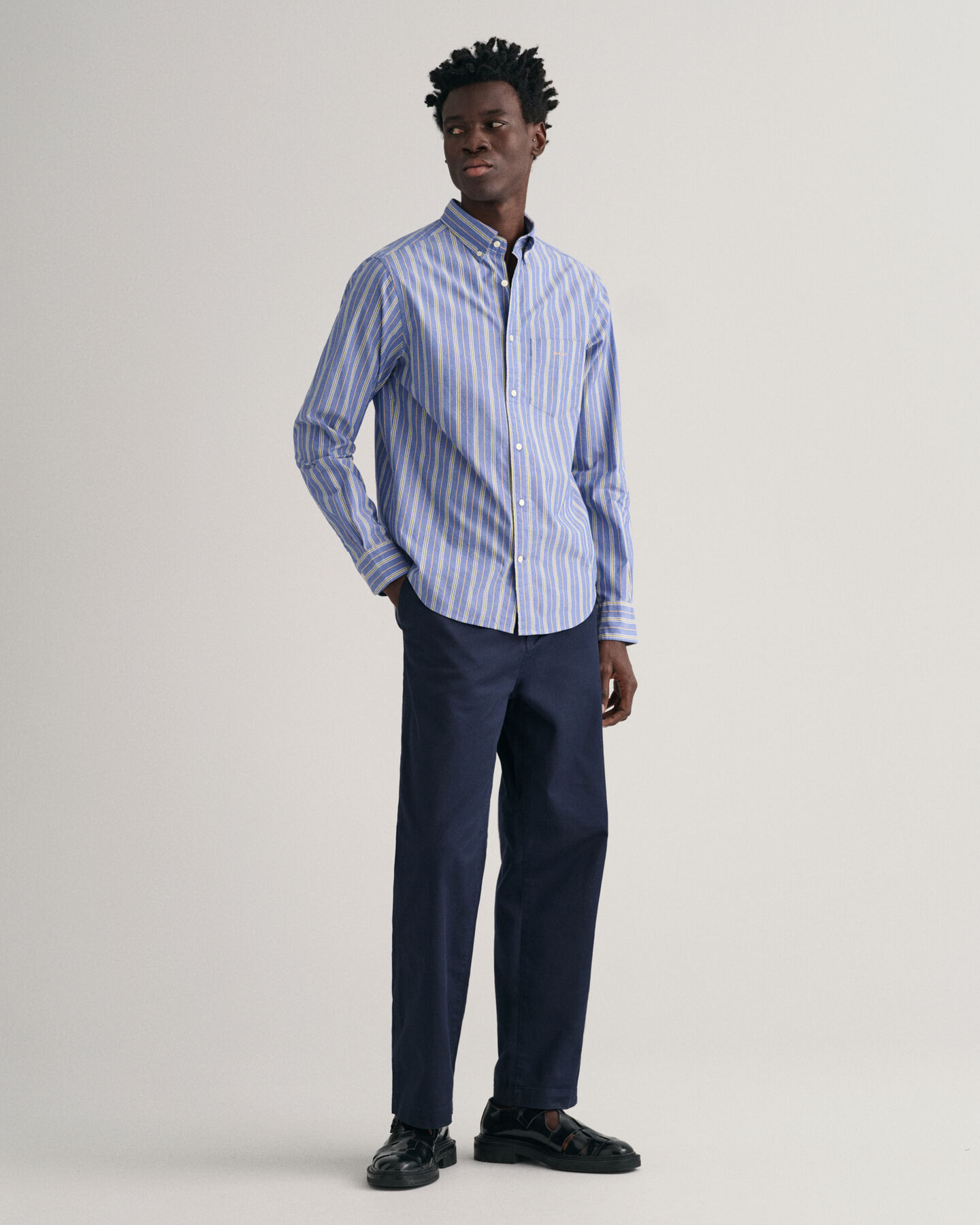 Regular fit poplin skjorte med striber