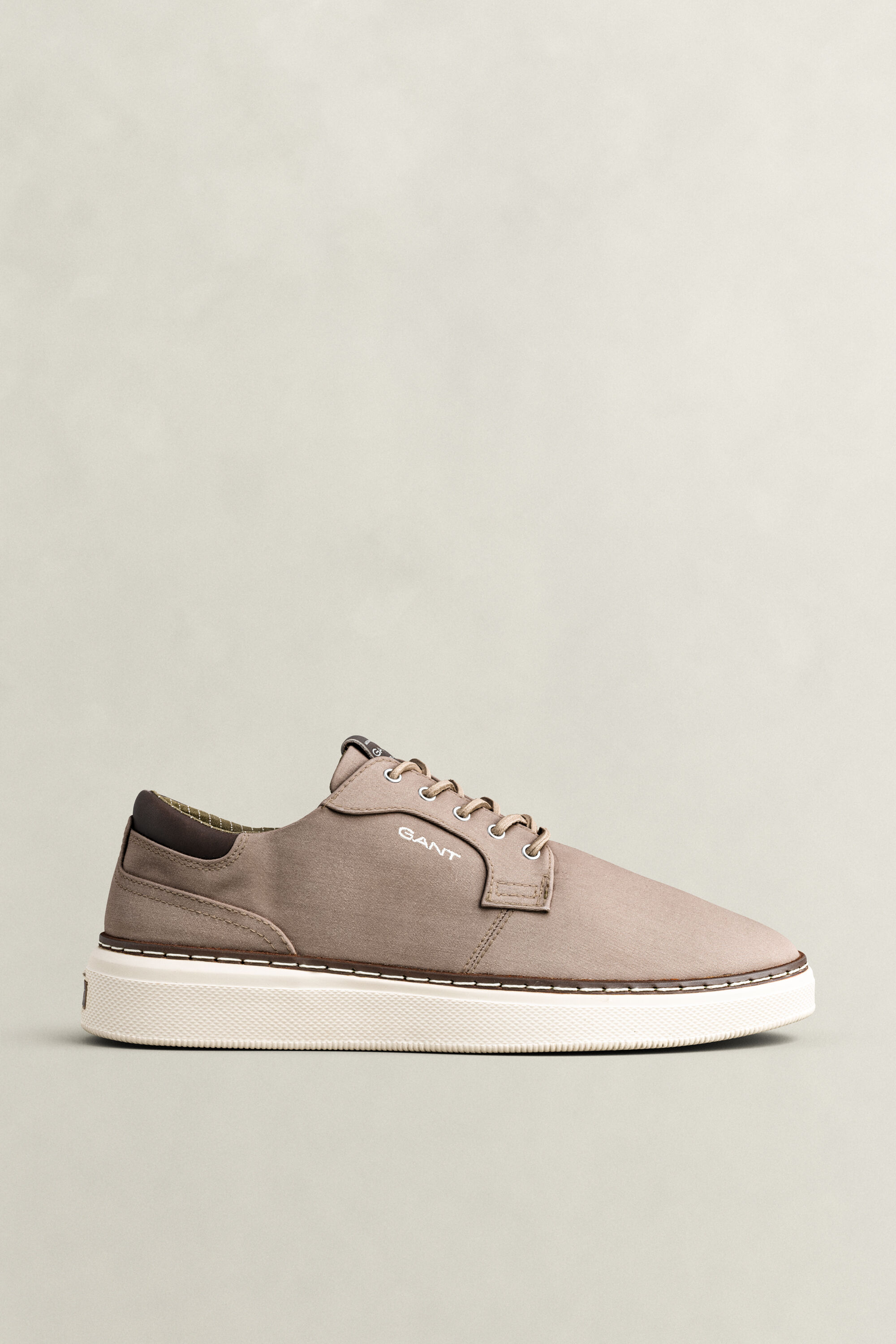 San Prep sneakers