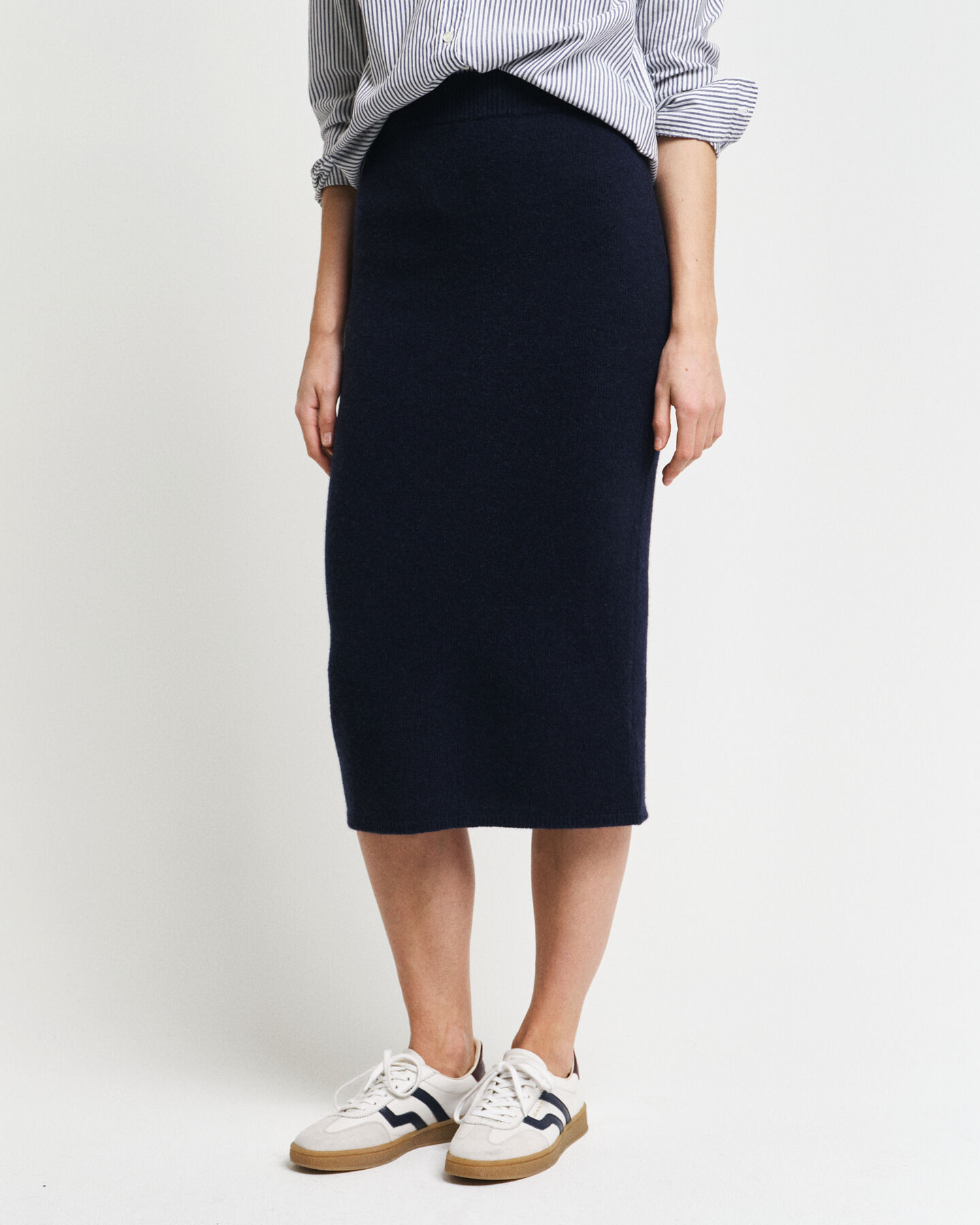 Uldstrikket nederdel