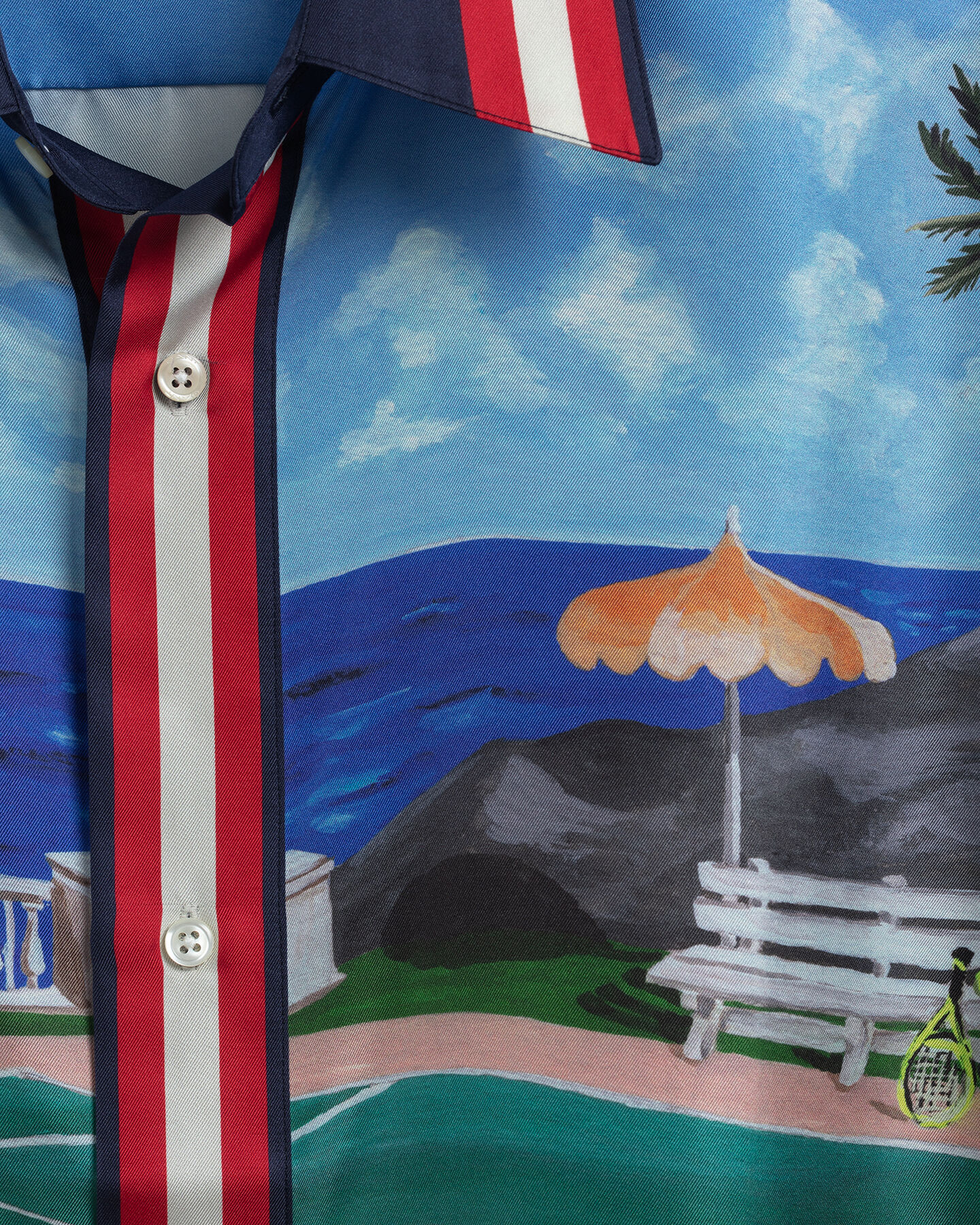 Relaxed fit Scenery silkeskjorte med korte ærmer