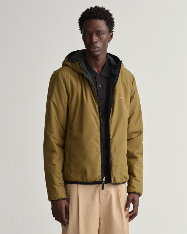 Vendbar jakke med h&aelig;tte