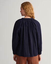 Bluse med stående krave