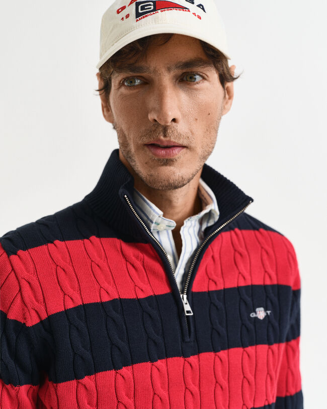 Stribet kabelstrikket sweater af bomuld med halv lynlås