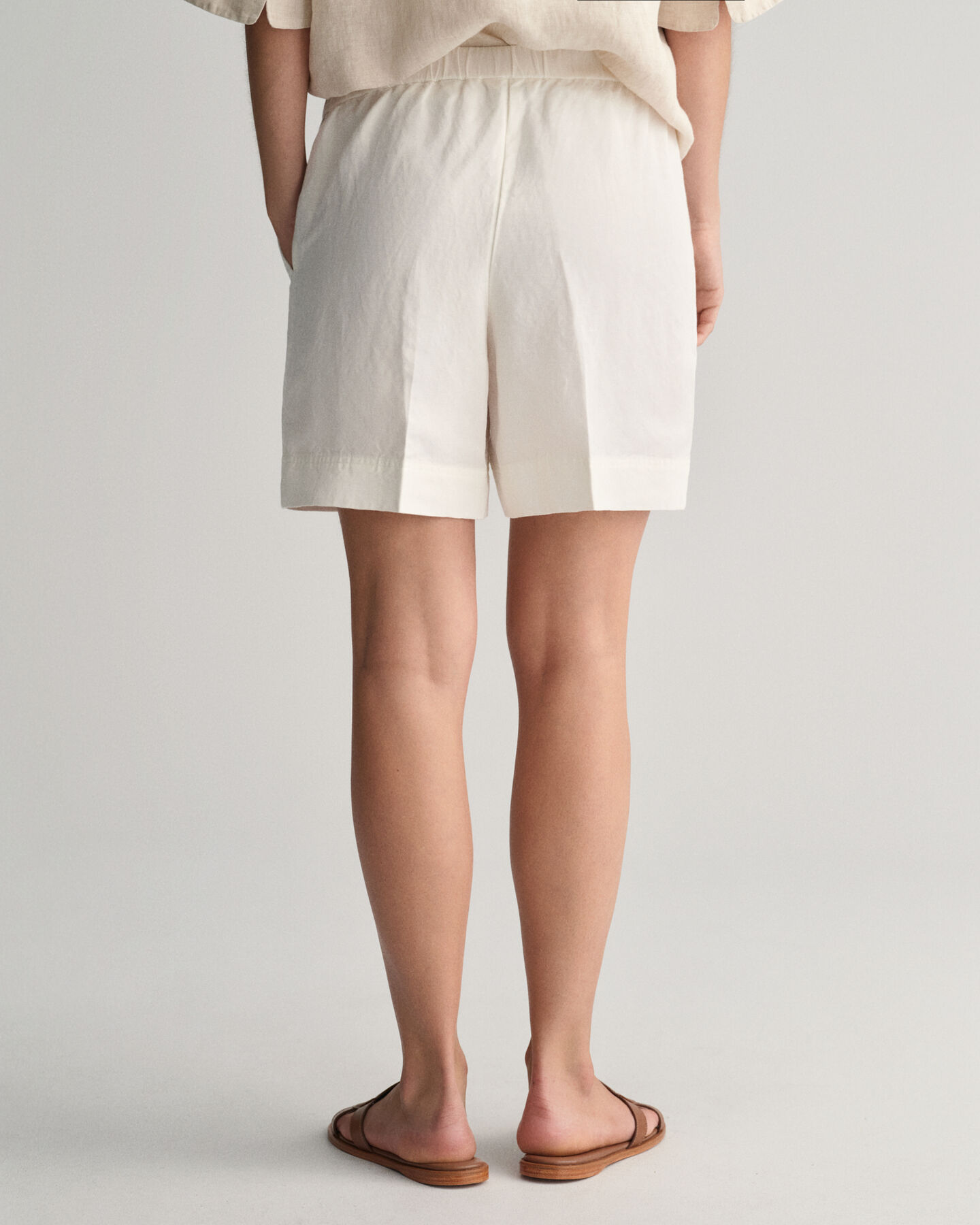 Relaxed fit pull-on shorts i hørblanding