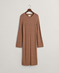 Tekstureret strikket kjole