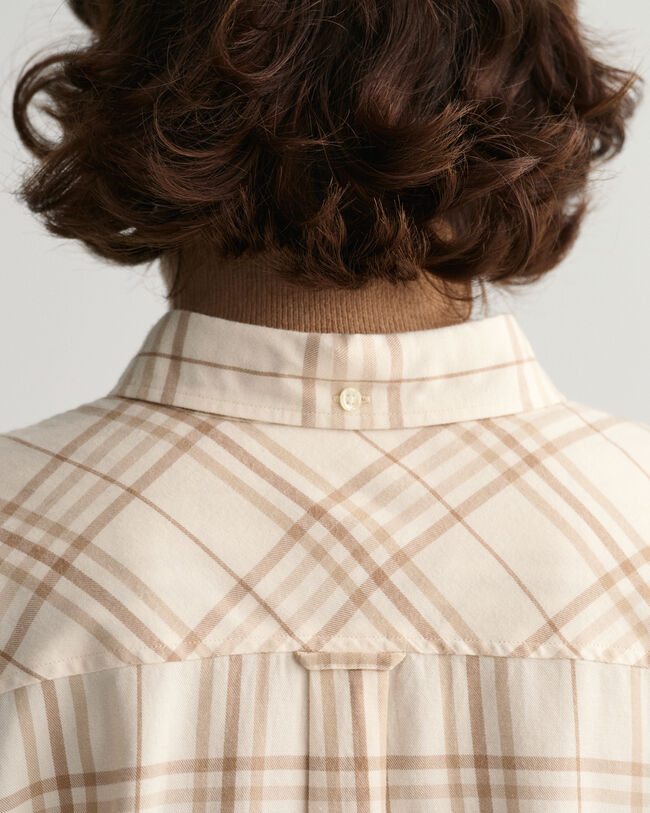 Relaxed fit ternet flannelskjorte