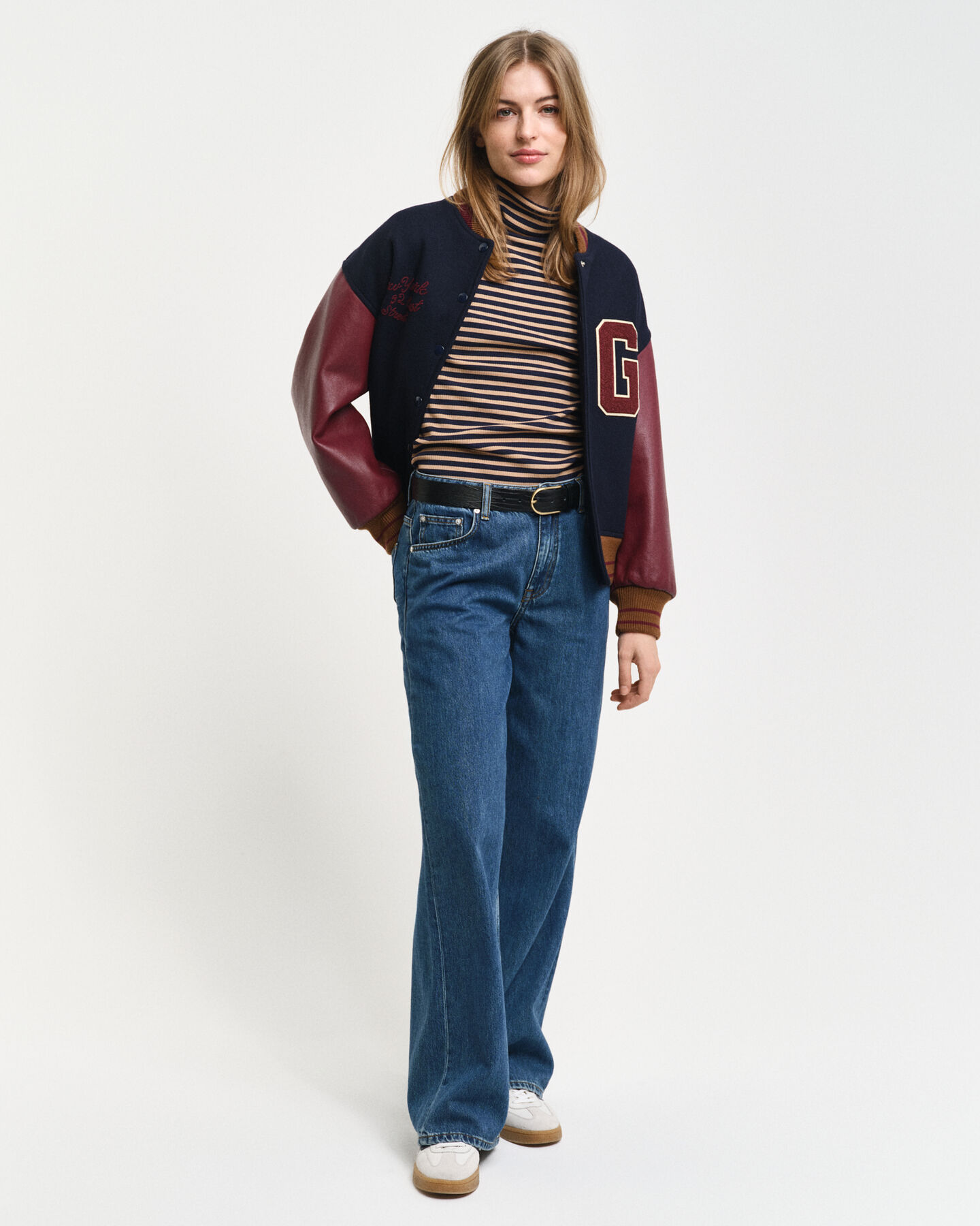 Stribet ribstrikket langærmet top med rullekrave