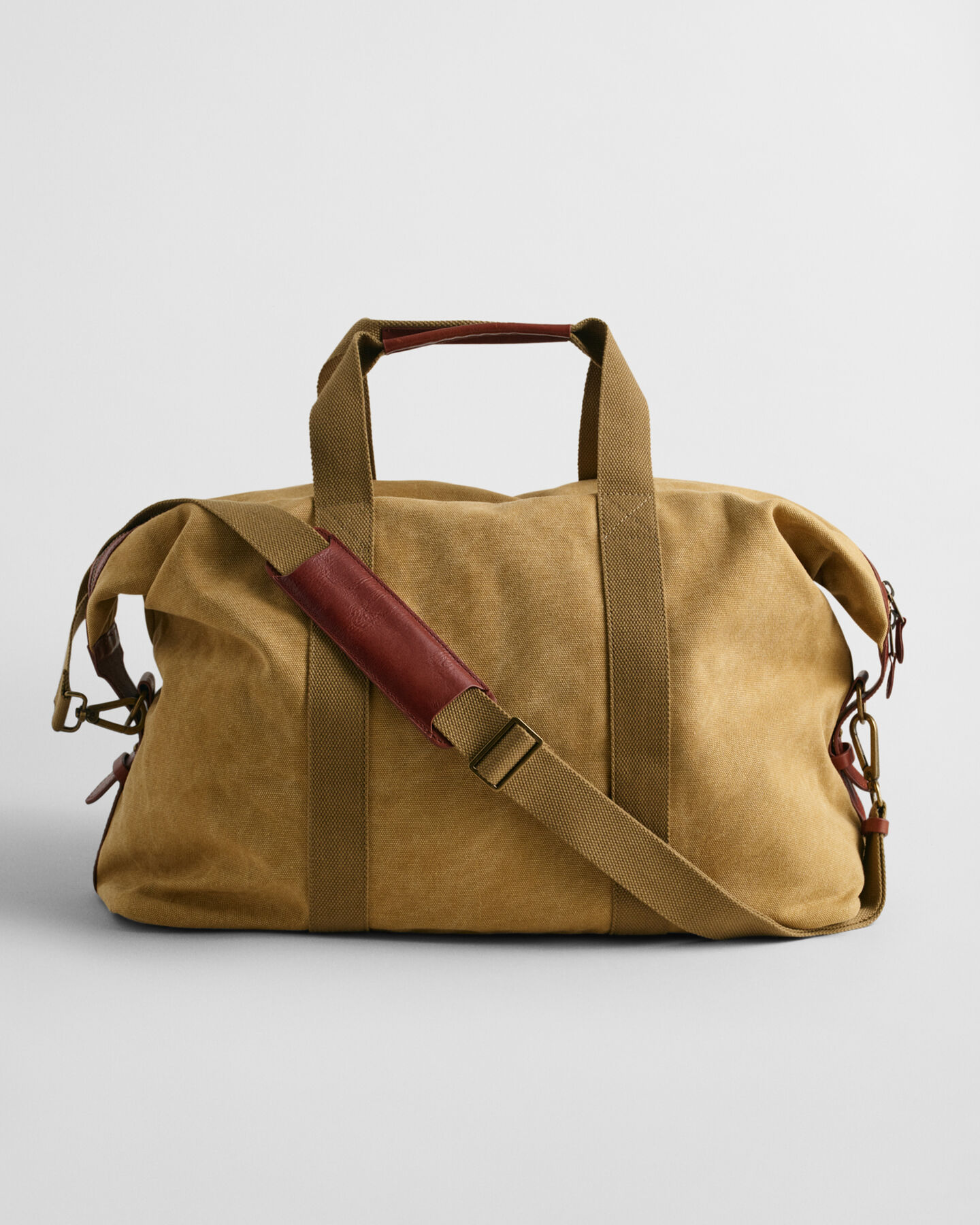 Rejsetaske i vasket lærred