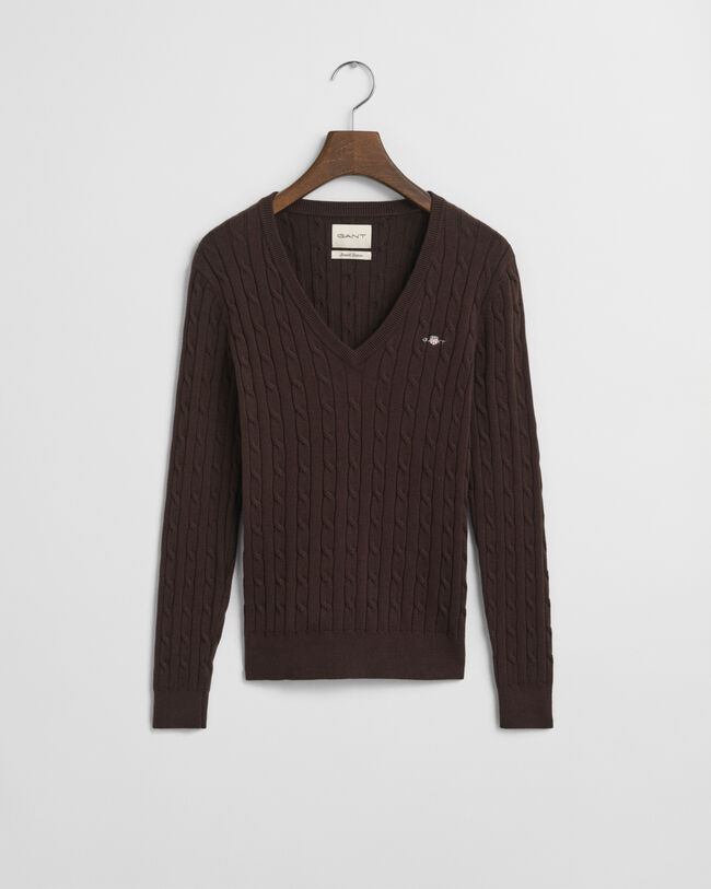 Kabelstrikket sweater af strækbomuld med V-hals