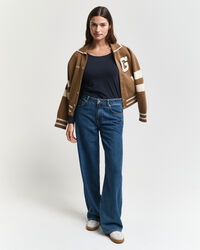 Langærmet top med rund halsudskæring