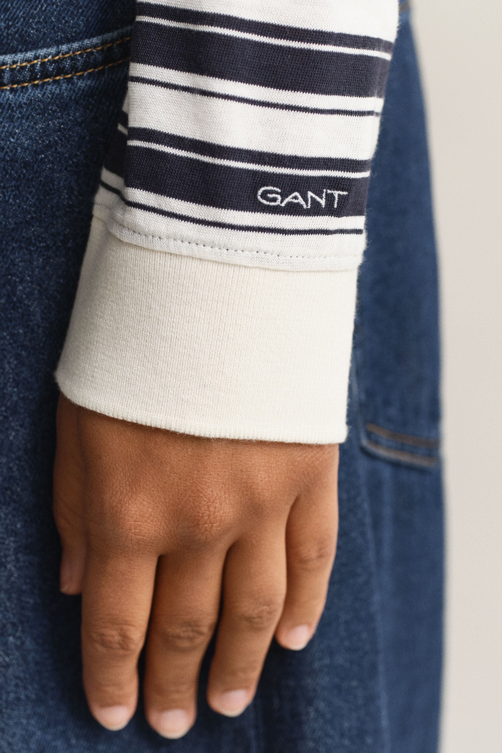 Stribet langærmet poloskjorte