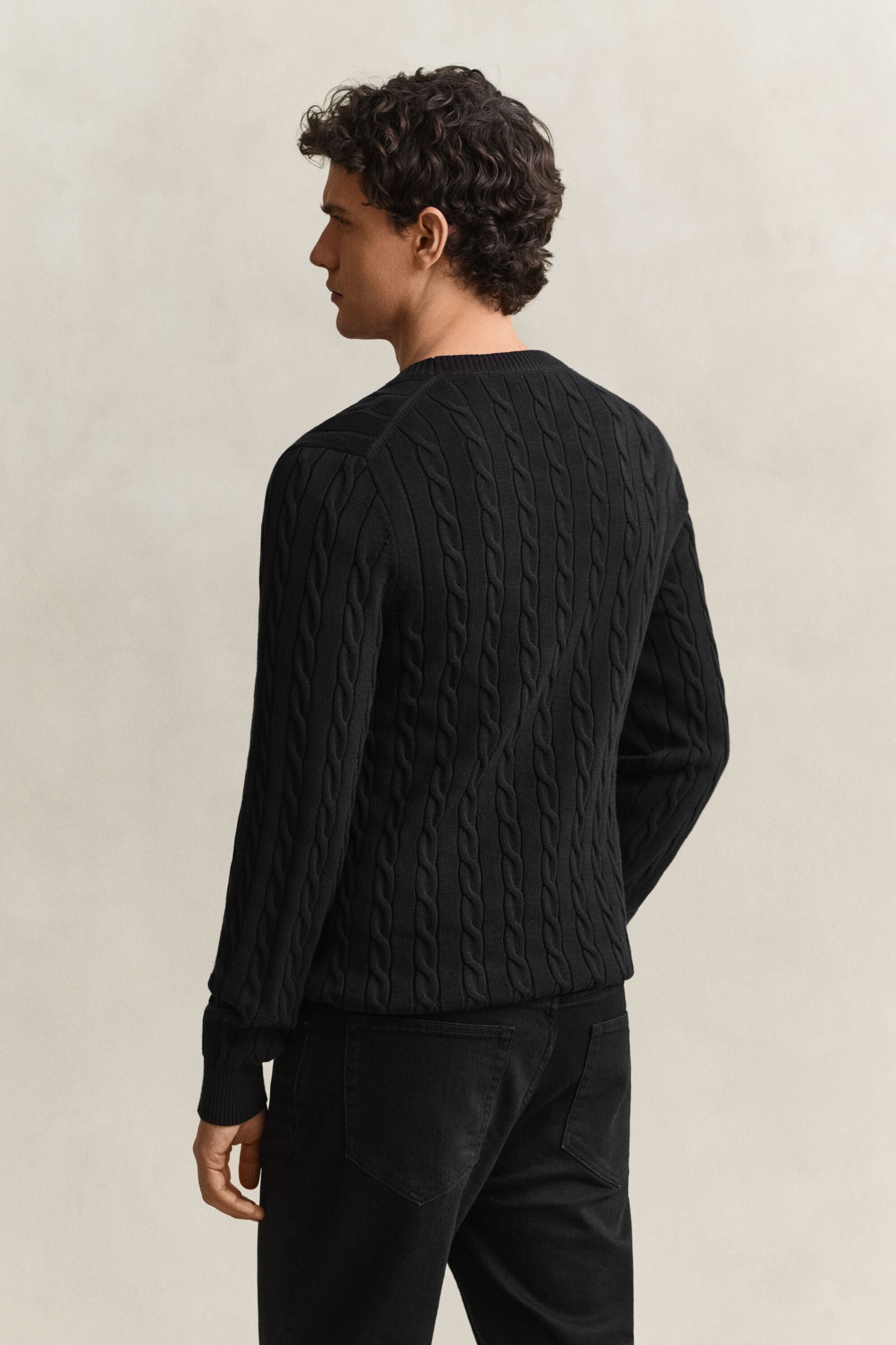 Classic sweater med kabelstrik