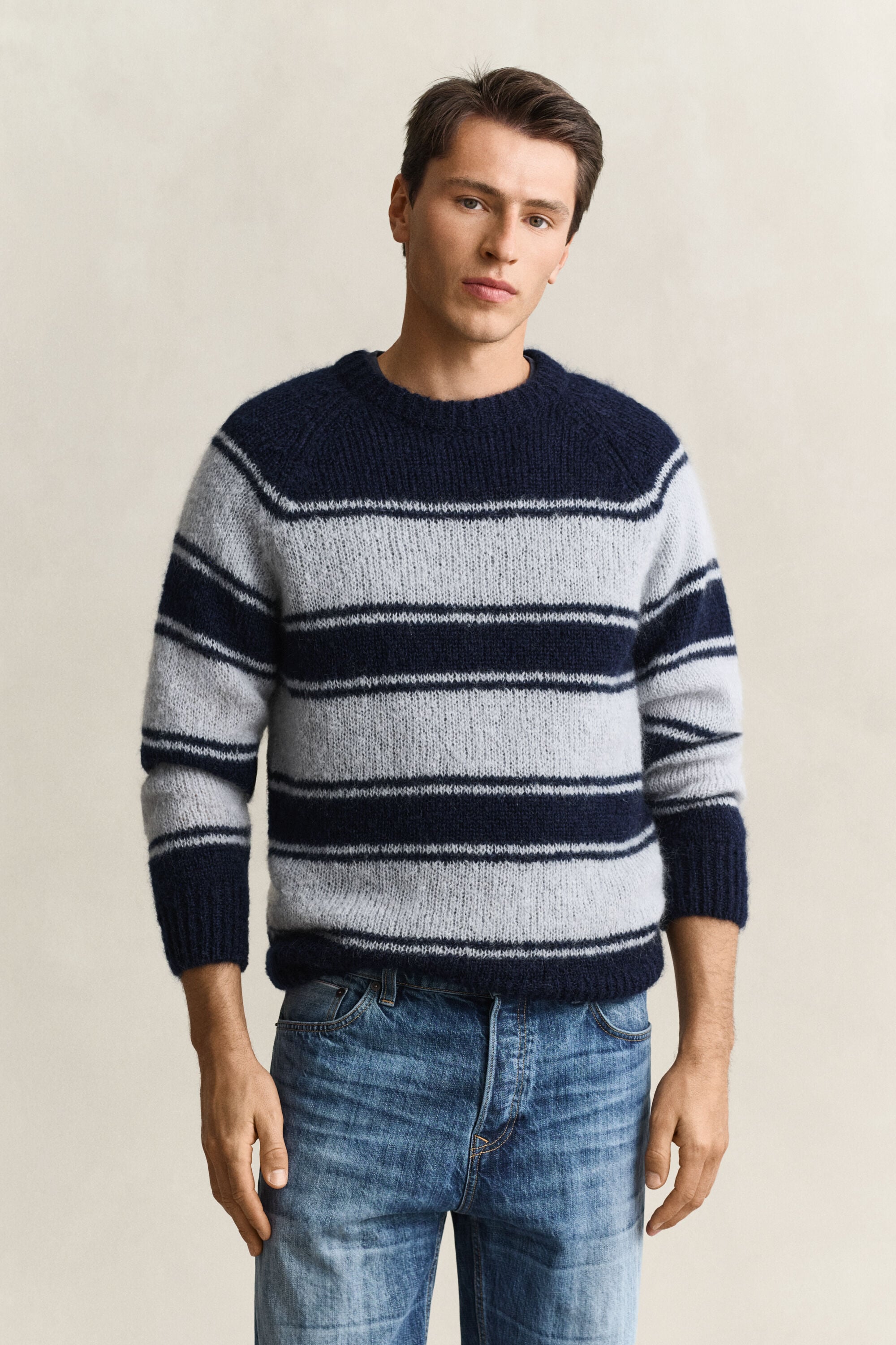 Stribet sweater i mohair-blanding med crewneck
