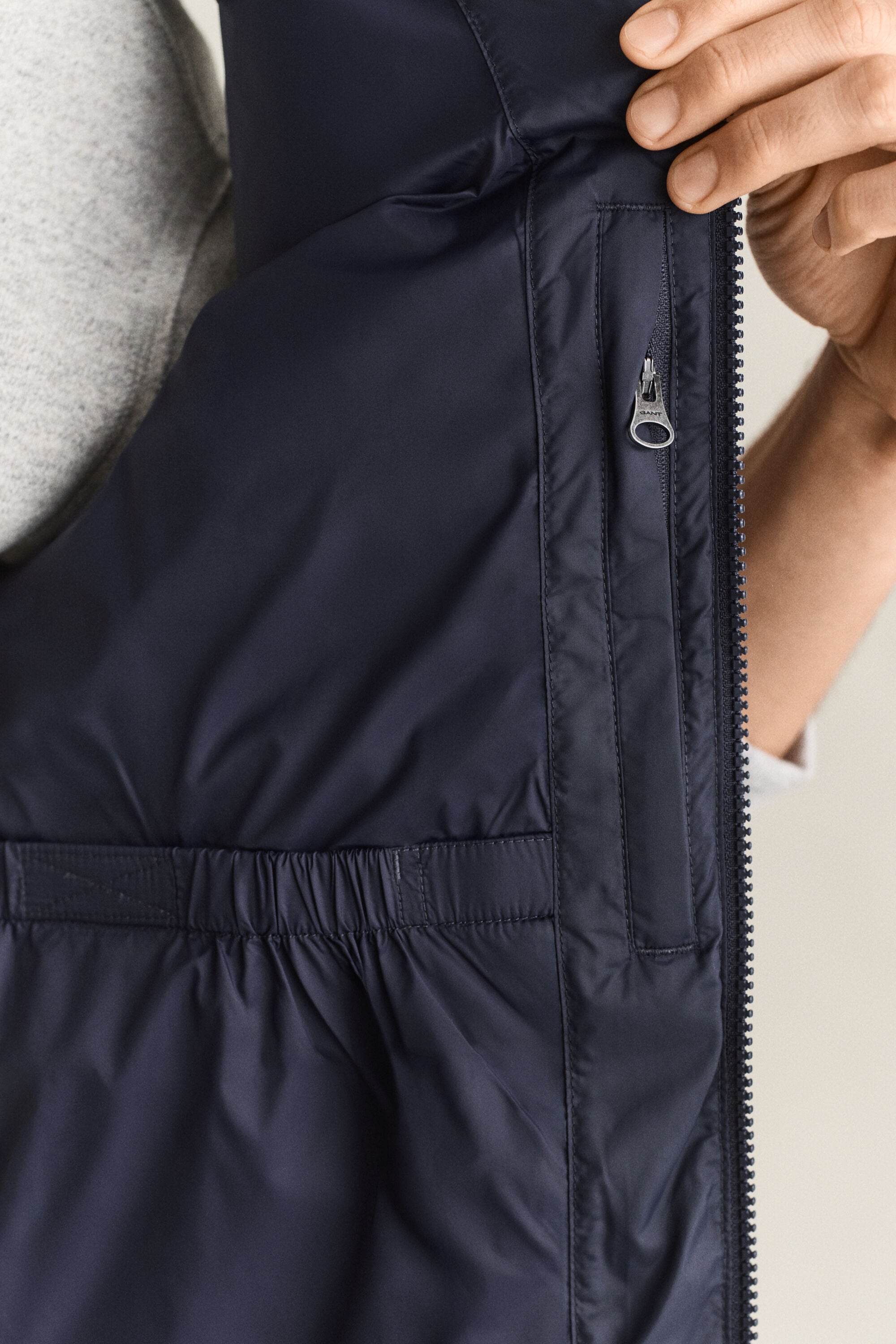 Active Cloud vest