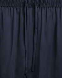 Pull-On-shorts i satin