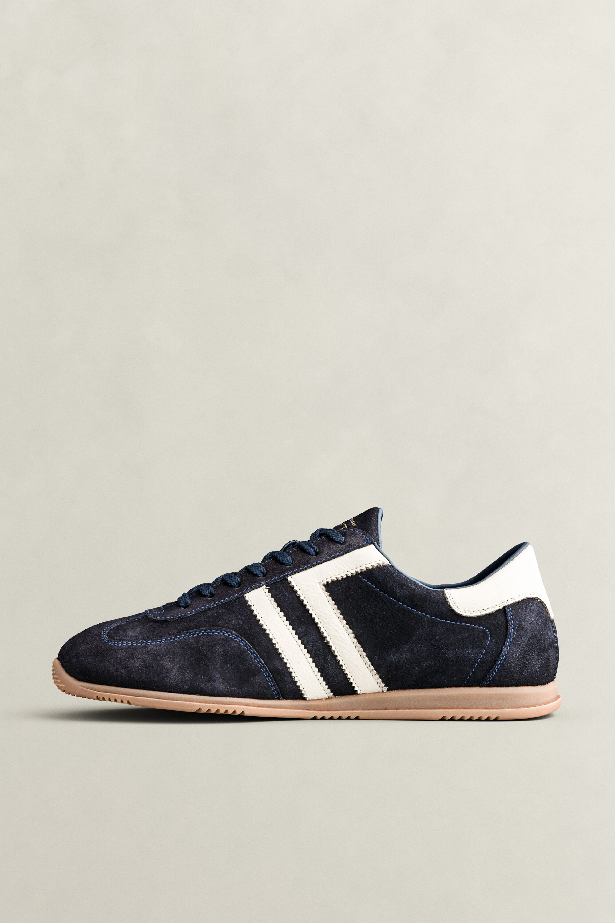 Spearclub sneakers i ruskind