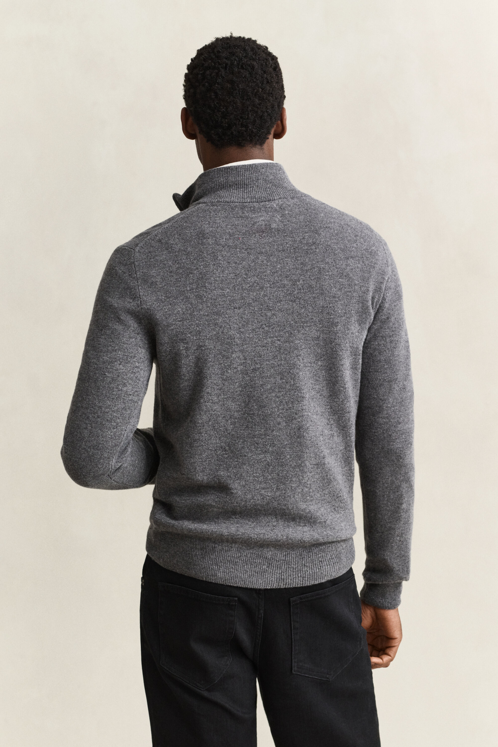 Sweater i lammeuld med halv lynlås