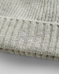 Script Graphic gavesæt med beanie og halstørklæde