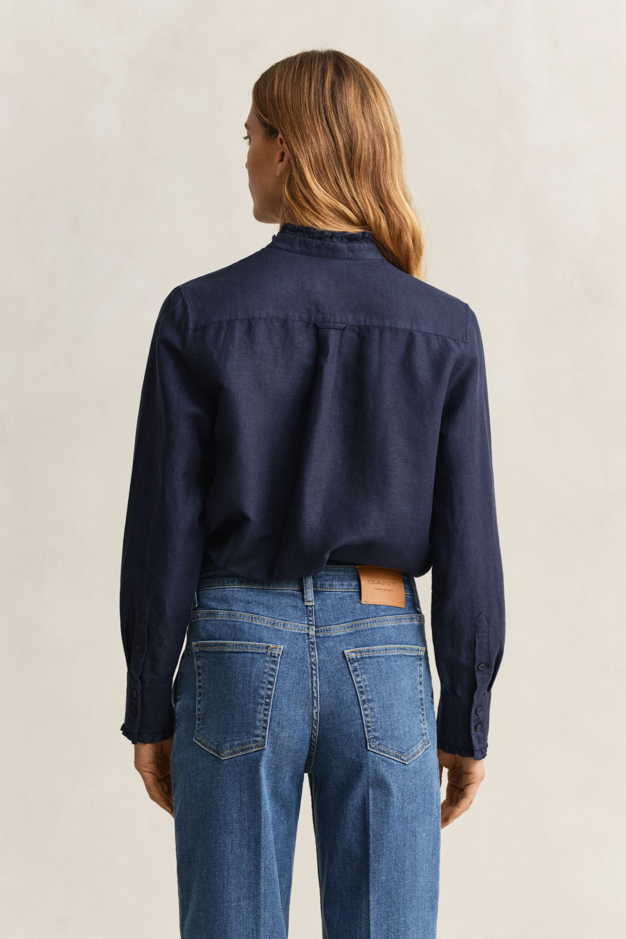 Flæset bluse af hørblanding